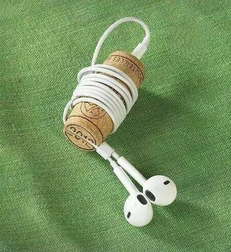 耳塞怎么弄不会打结,耳塞和充电线