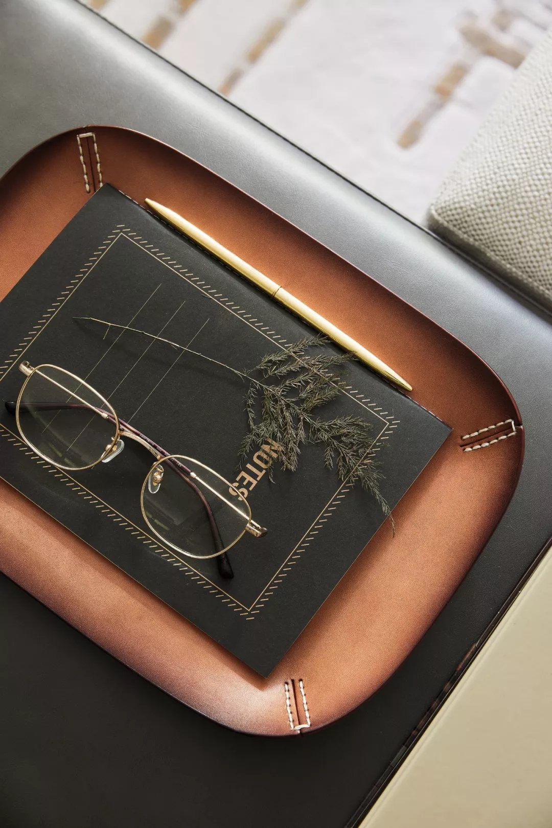 温柔不失高级的现代简约风住宅,住宅的现代简约主义风格