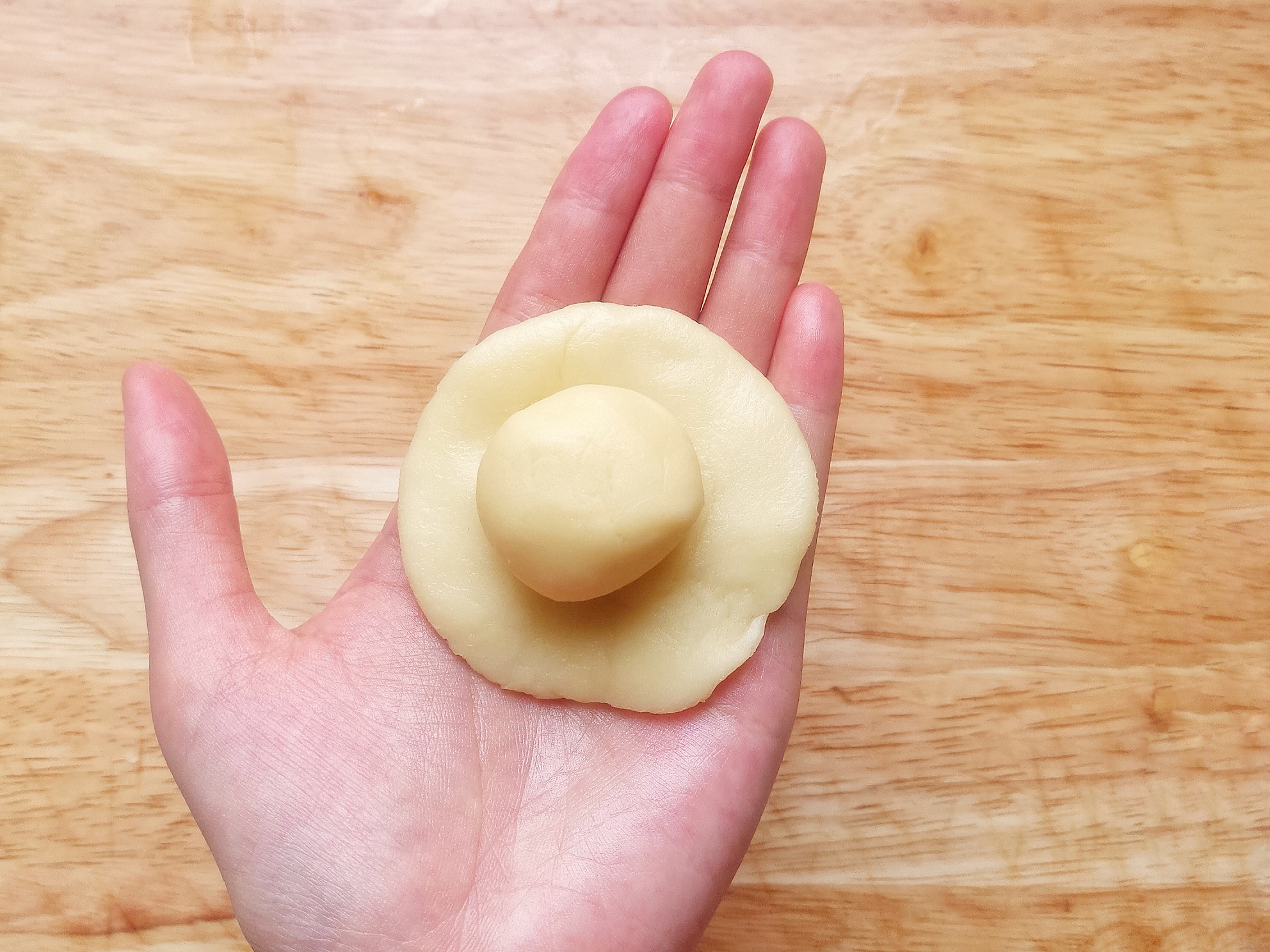 不用烤箱怎么做蛋黄油酥,蛋黄酥可以不用猪油做吗