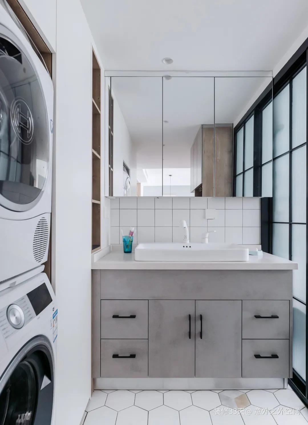 洗手盆上面可以不安装镜子吗,洗手台的镜子对着门怎样装修好