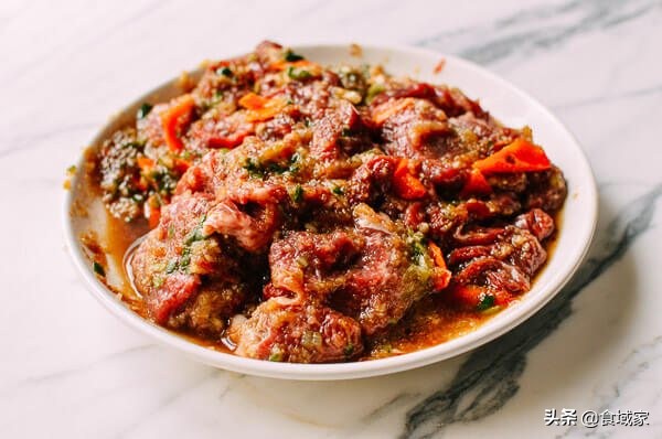 正宗韩式烤肉饭的做法,韩国大厨教你怎么做正宗韩国烤肉