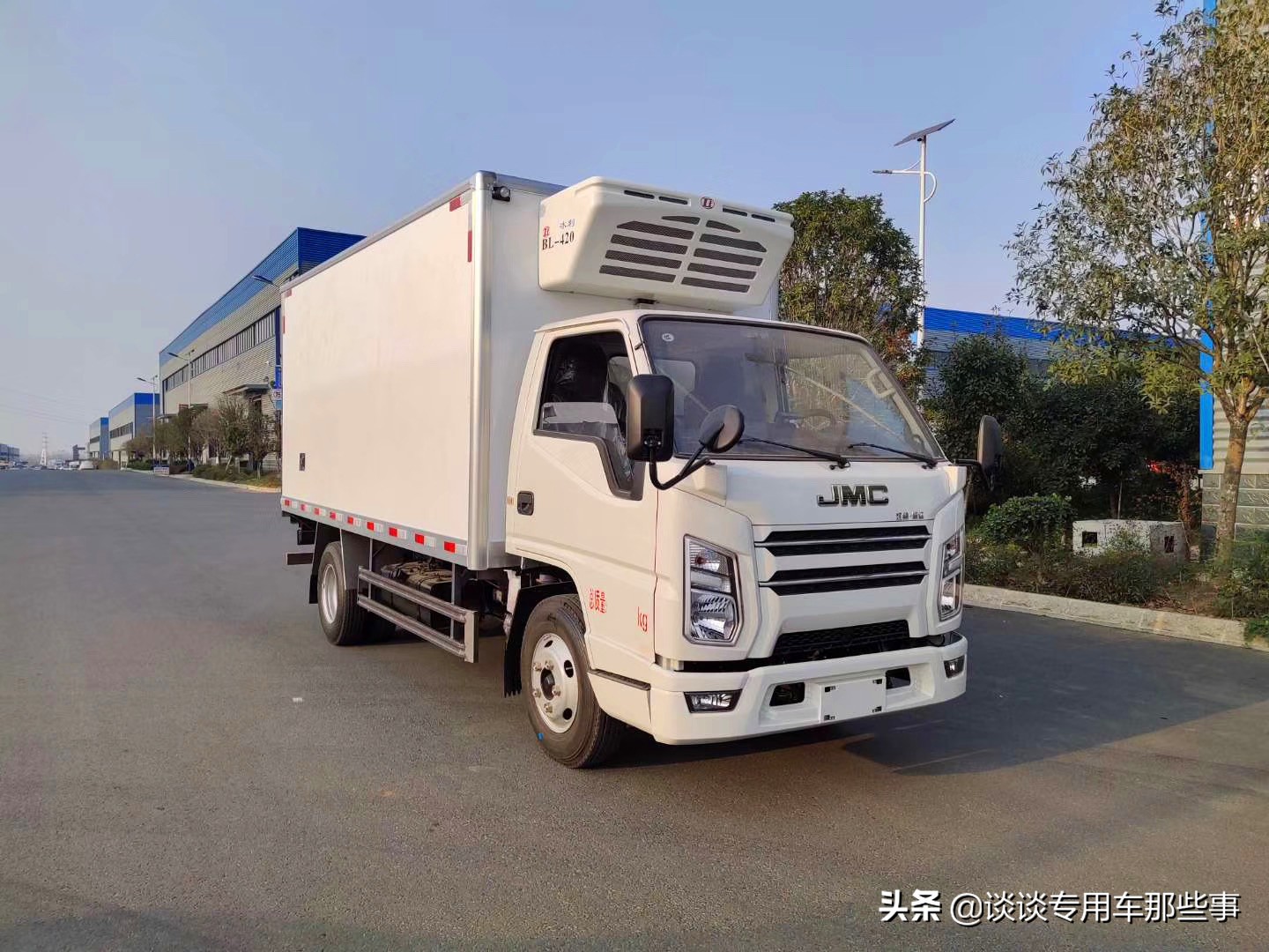 江铃新款国六冷藏车,国六江铃顺达宽体气刹冷藏车