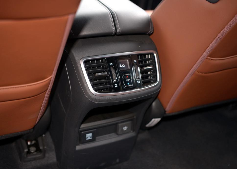 1.5t的本田urv值得入手吗,2022款汉兰达五座和本田urv比较