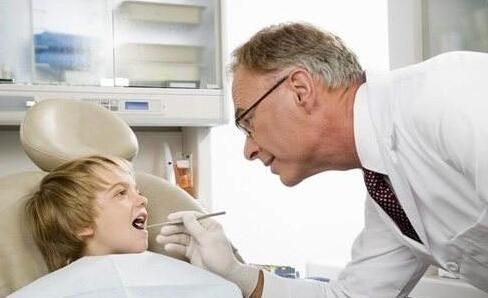 宝宝预防虫牙的正确护理方法,儿童乳牙蛀牙怎么驱牙虫