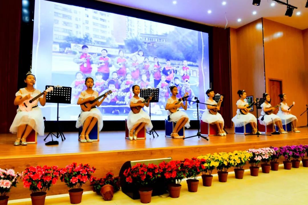 儿童庆祝建党100周年文艺汇演,庆祝建党百年文艺演出儿童合唱