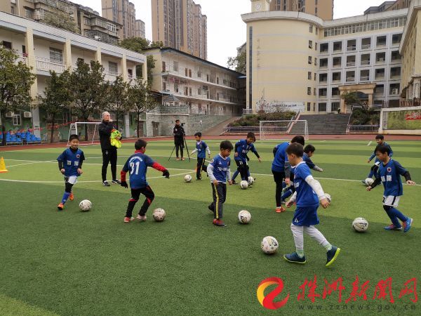 株洲哪里有儿童足球培训,株洲市足球教练员培训
