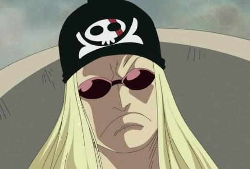 神秘莫测,红发海贼团仅五人拥有姓名,贝克曼不许动果实力压黄猿
