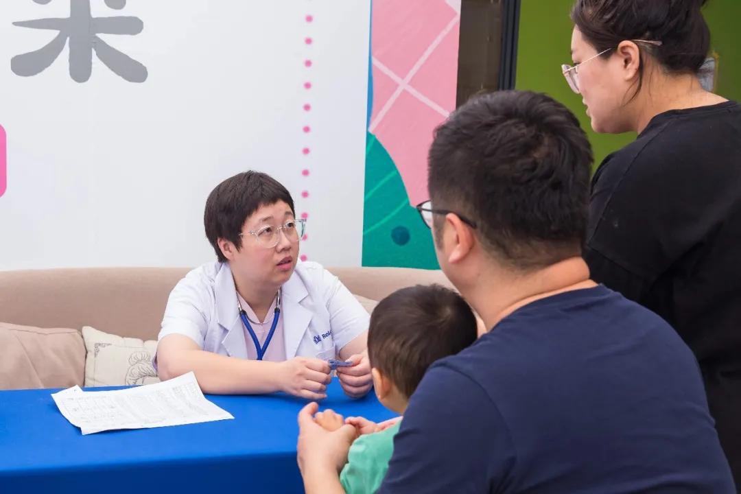 36周2300克早产宝宝要住保温箱多久,24周700克早产婴儿