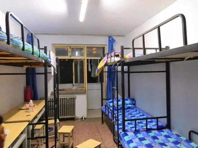 为什么高中生不愿意住校呢,高中新生想睡上铺该怎么办