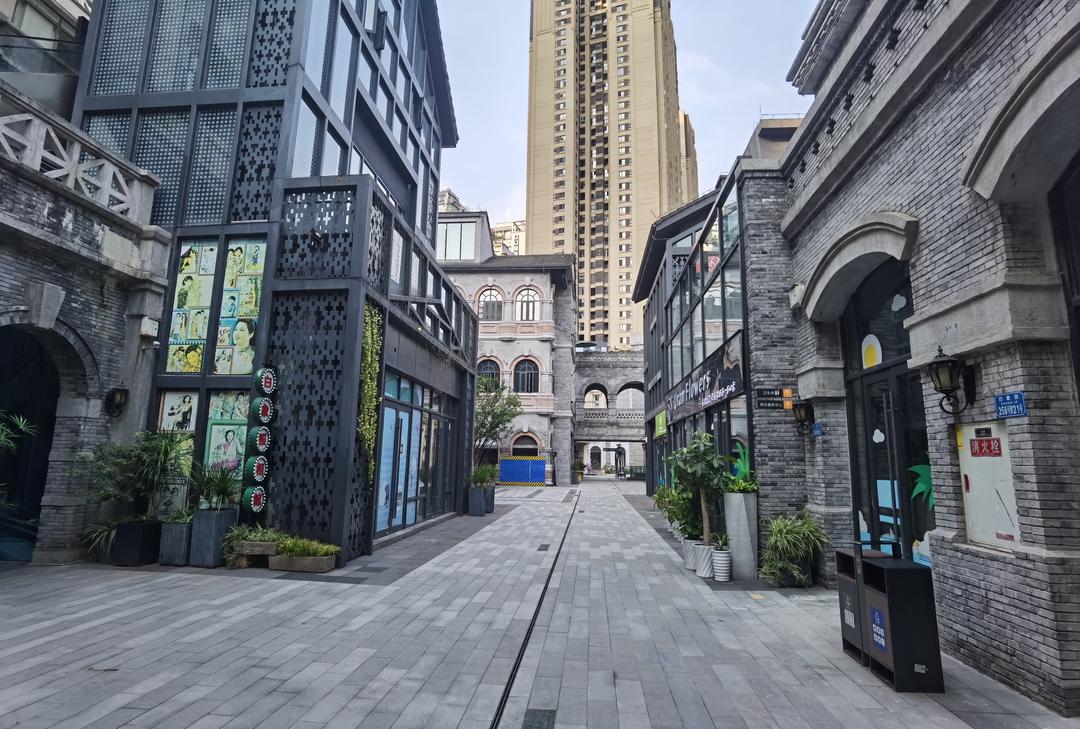 重庆白象街历史,重庆白象街有商场吗