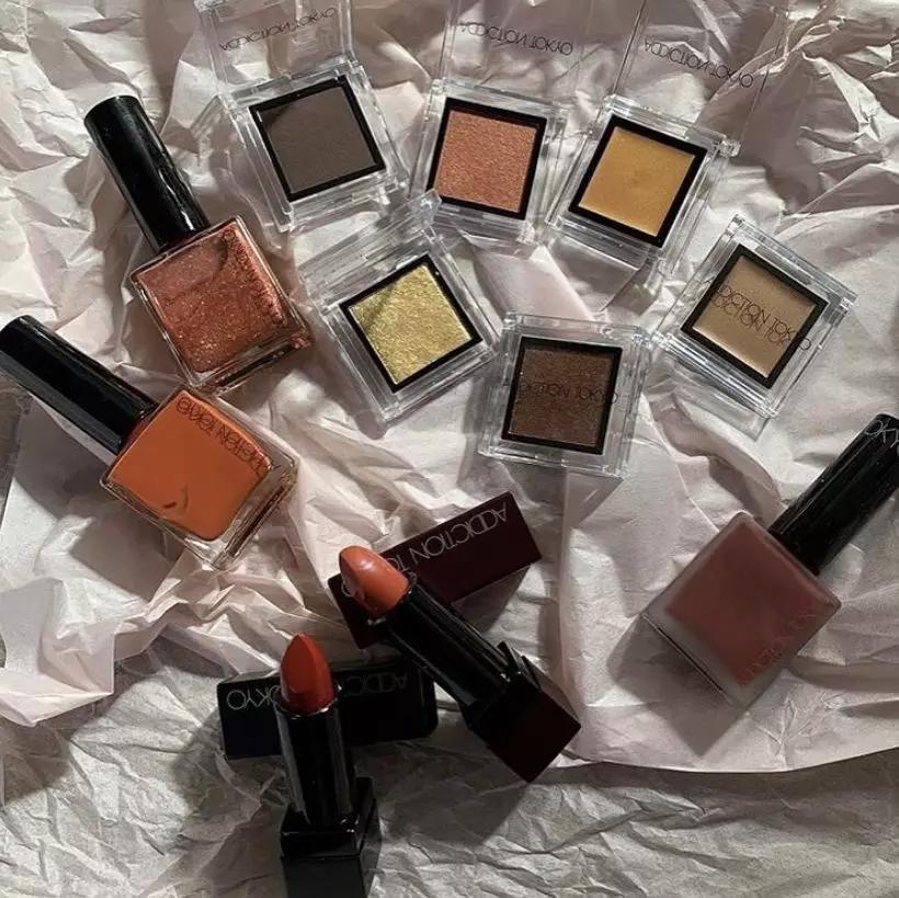 倩碧腮红性价比,倩碧樱花色腮红