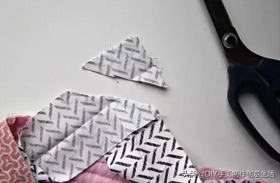 简单的拼布被子的做法,20款漂亮的拼布被子教程