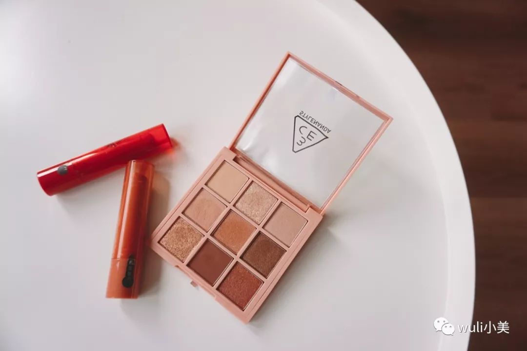 原谅我真的get不到3CE这盘断货王