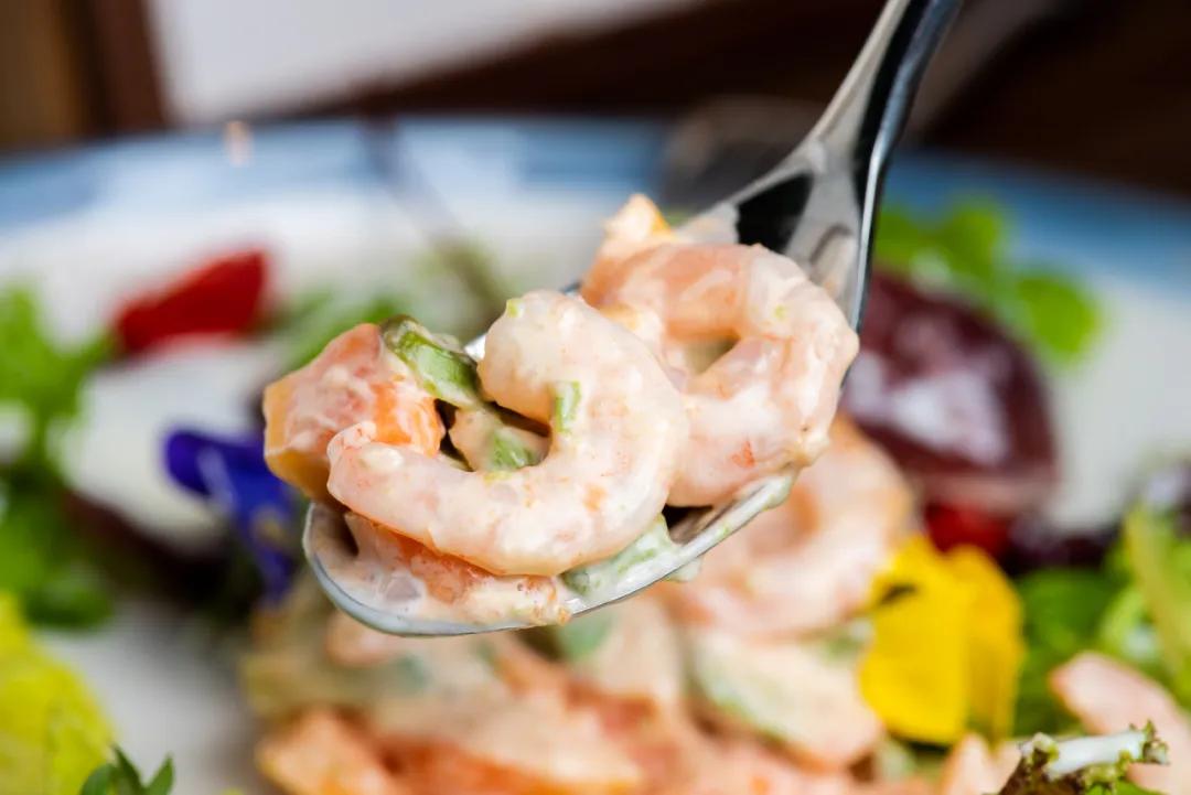 之心城这家餐厅堪称“西餐界CHANEL”,小姐姐们都抢着去