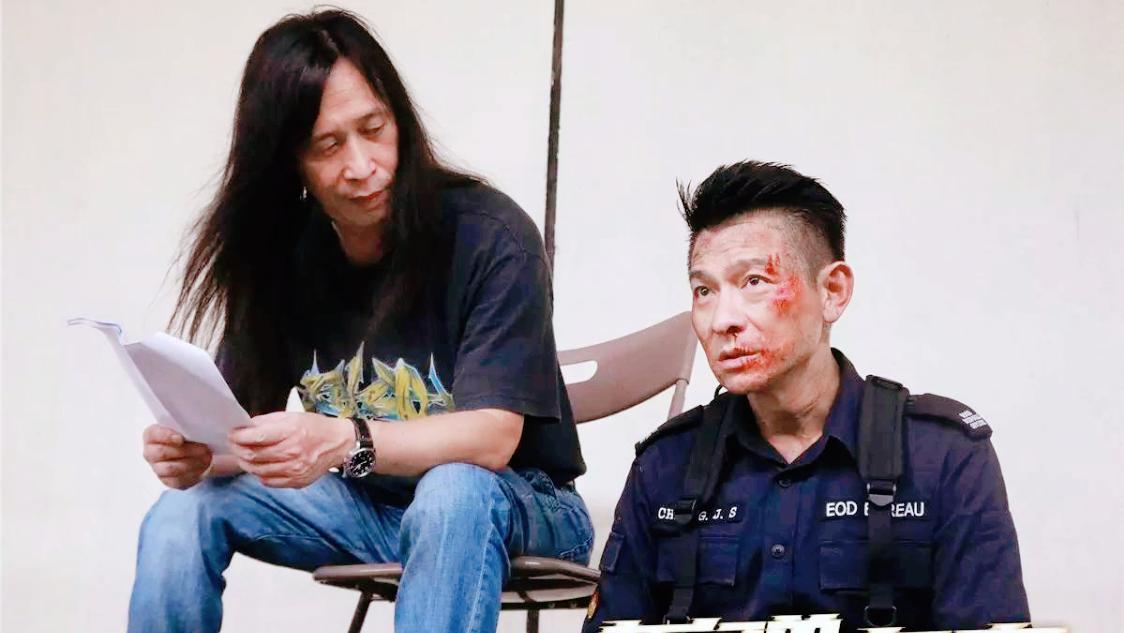 他是香港“烂片”拍得最好的导演，实力不输王晶，典型的给钱就拍