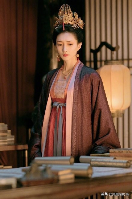 明星同款冬裙子江疏影,江疏影长裙同款