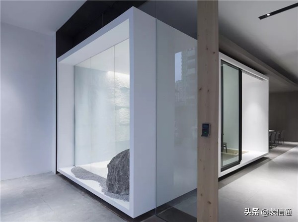 蜕变与新生|极简办公空间设计,全新的办公体验