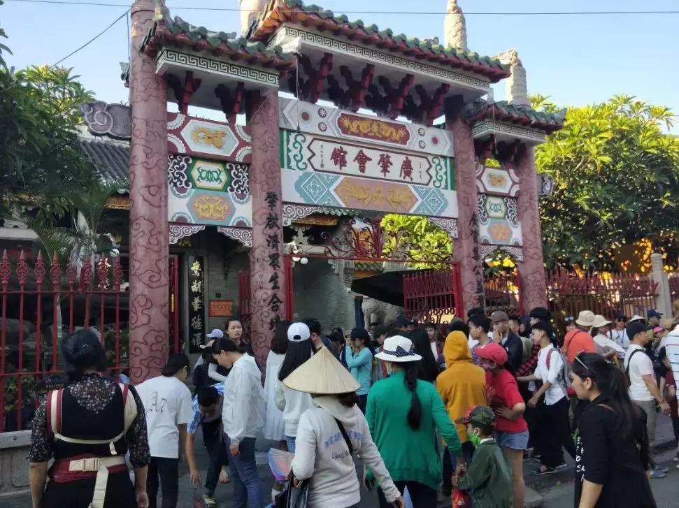 岘港有哪些越南特色美食餐馆推荐,岘港美食很好吃