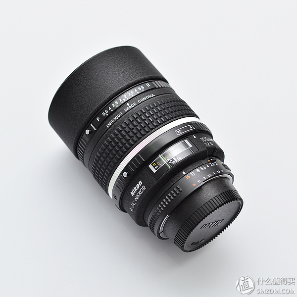 只选一只人像定焦镜头推荐,为什么专业摄影师都喜欢定焦镜头