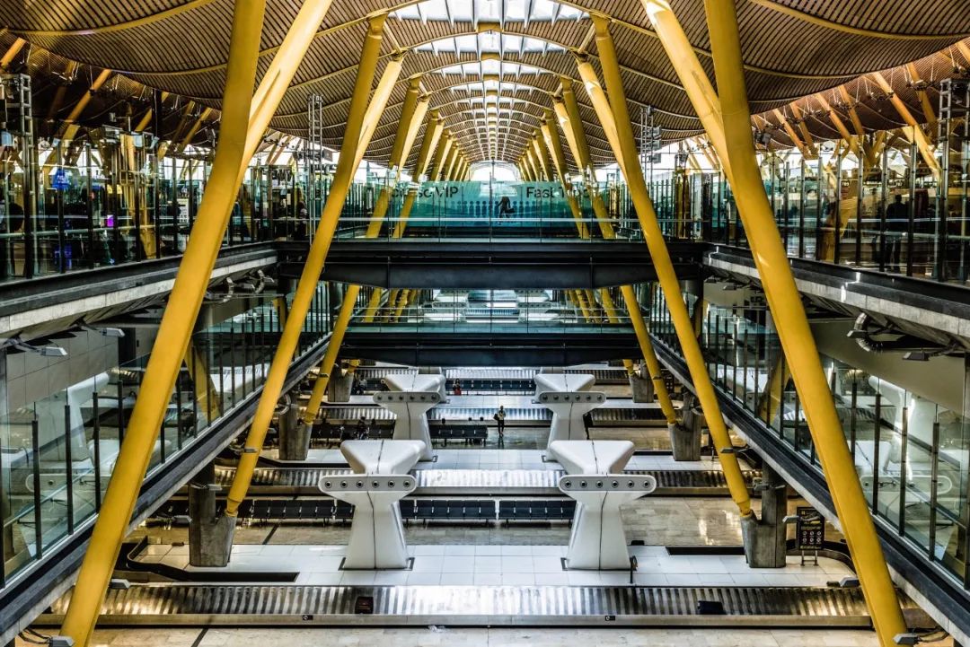 机场转机免费住宿吗,转机提供免费住宿的机场有哪些