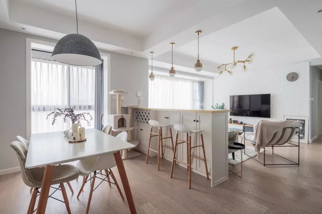 实用的吧台设计,设计感实用性比较强的吧台