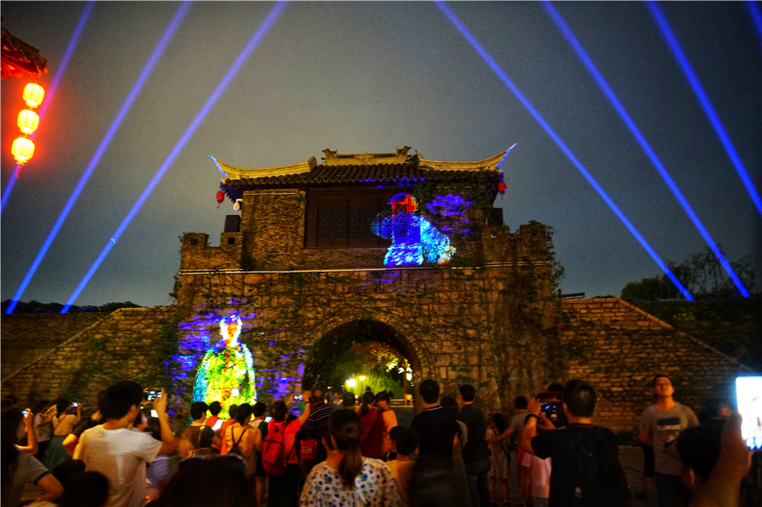 听评弹江南古镇的夜晚,苏州听评弹一日游