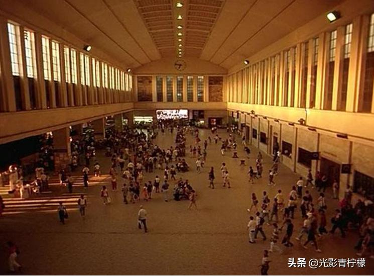 中央车站月台,中央汽车站