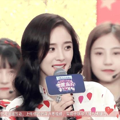 戚薇死鱼眼瞪人,戚薇死亡凝视