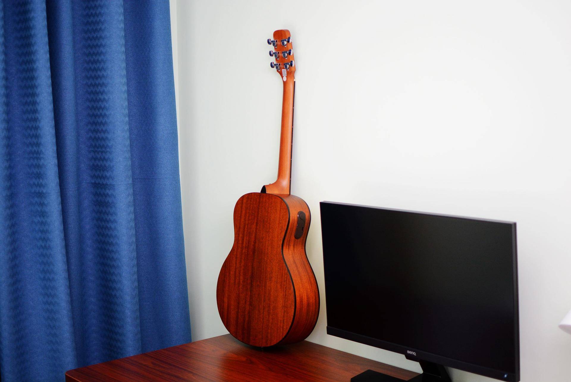 poputar智能吉他音色,poputar智能吉他是单板吗