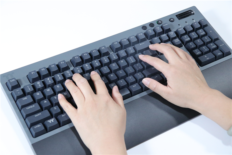 多模无线键盘怎么选,桌面ttg821飞行家三模键盘体验
