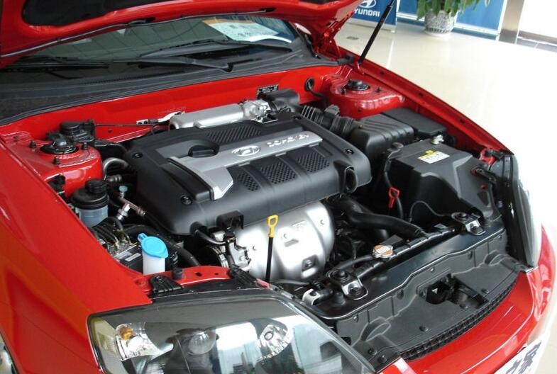 颜值高还便宜的跑车推荐,现代跑车酷派全新一代