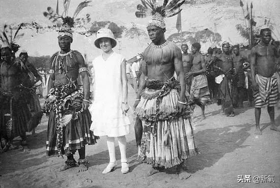 捡垃圾也要穿名牌,非洲贫民窟绅士精致起来有多野?