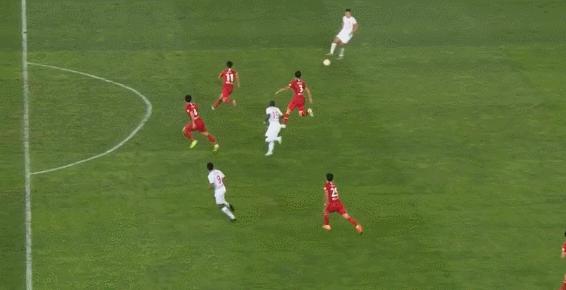 恒大当红国脚4场狂轰5球,34岁老国脚回归弥补恒大阵容短板