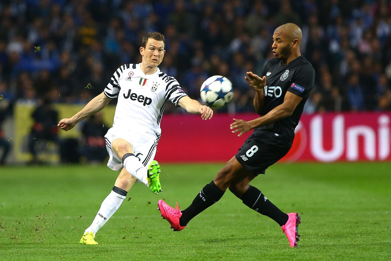 邋遢两射一传尤文迎连胜,斑马两年700万欧迎阿坤