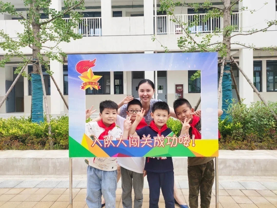 河西致远中学,南京河西致远初级中学和河西南外