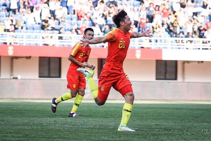 希丁克松了口气！国奥核心回俱乐部受重用，主帅：他周末肯定出场