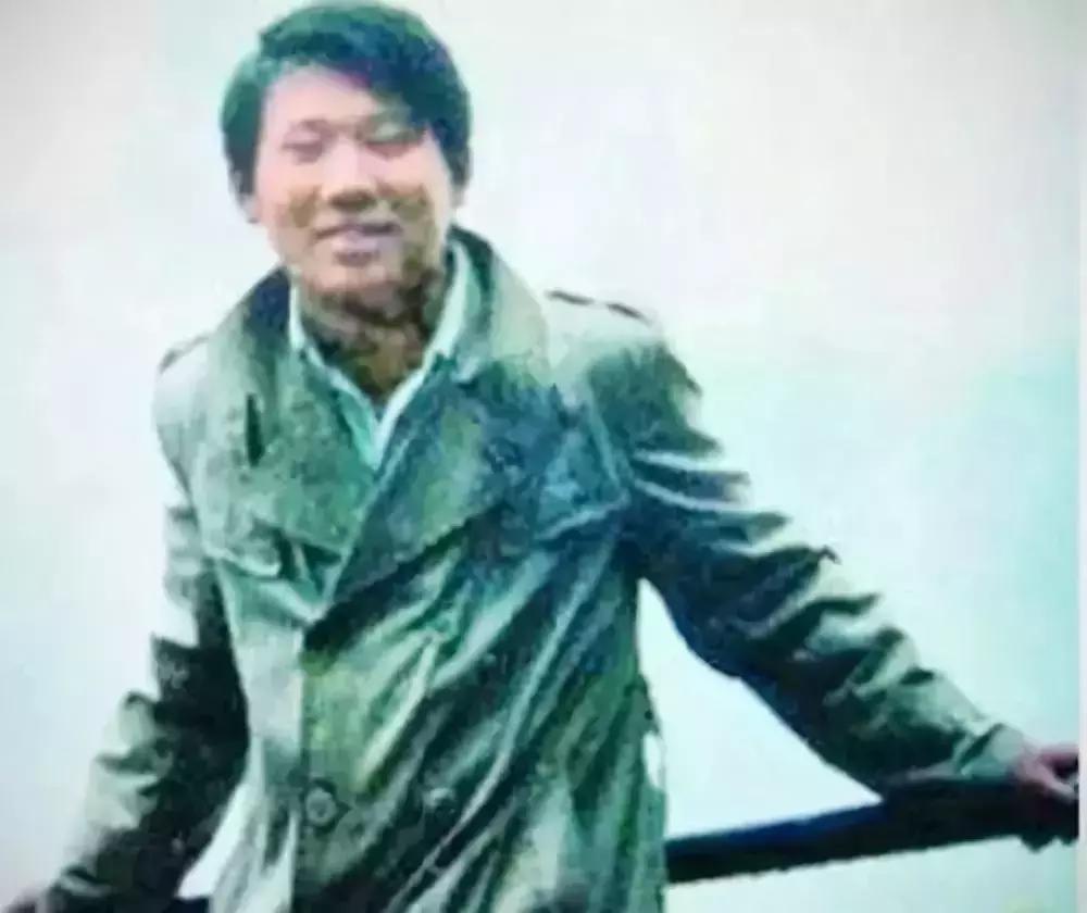 郭德纲岳云鹏在同龄人中成就,岳云鹏连续13年为郭德纲庆生