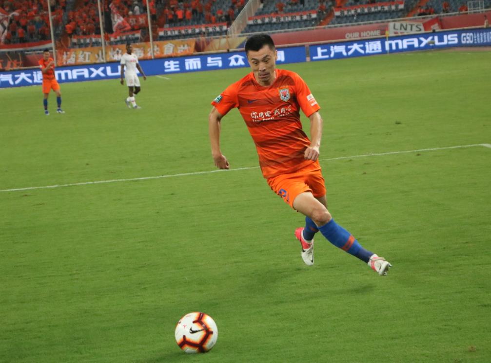 鲁能后卫主力,山东鲁能引进过边后卫吗