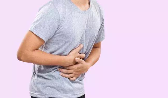 屁股像便秘一样疼的原因,拉稀为什么屁股裂口