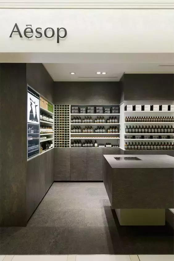 服装店服饰陈列技巧有哪些,生鲜店的陈列美感怎么做