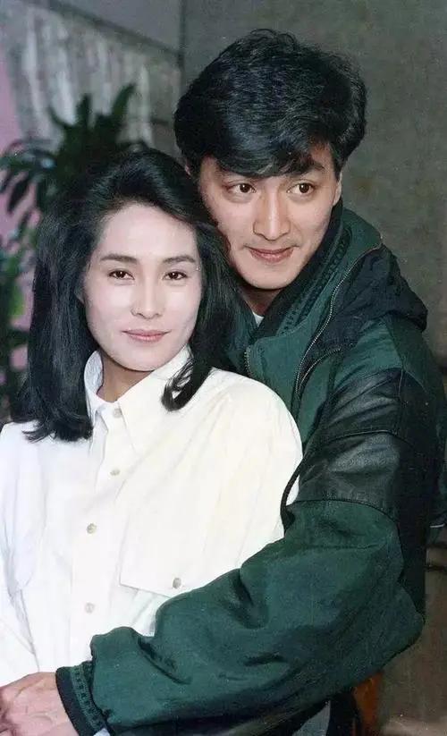 何家劲巅峰时期为何隐退,展大侠被打败