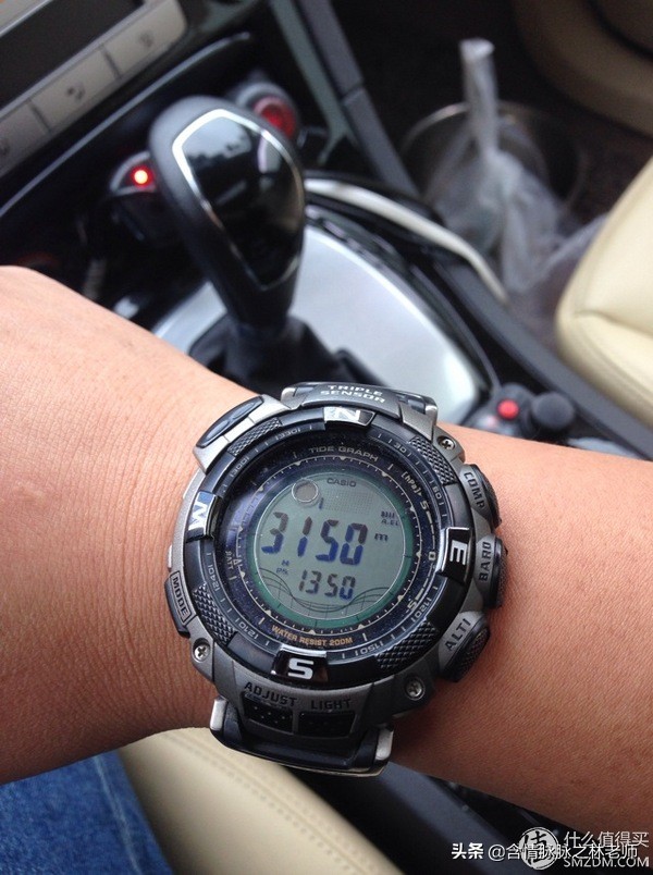 卡西欧ef130佩戴效果,卡西欧登山表日常佩戴好看吗