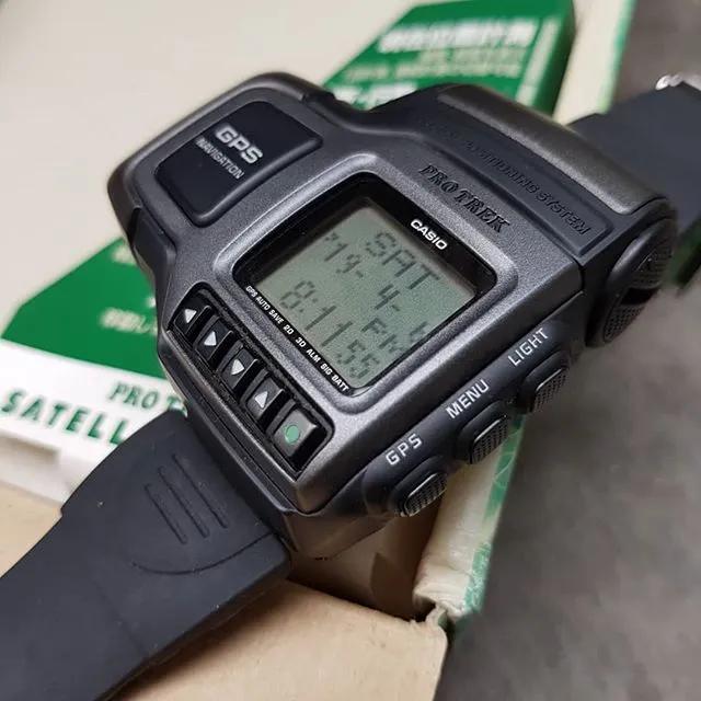 能听歌能拍照,二十年前的Casio怎么这么强?