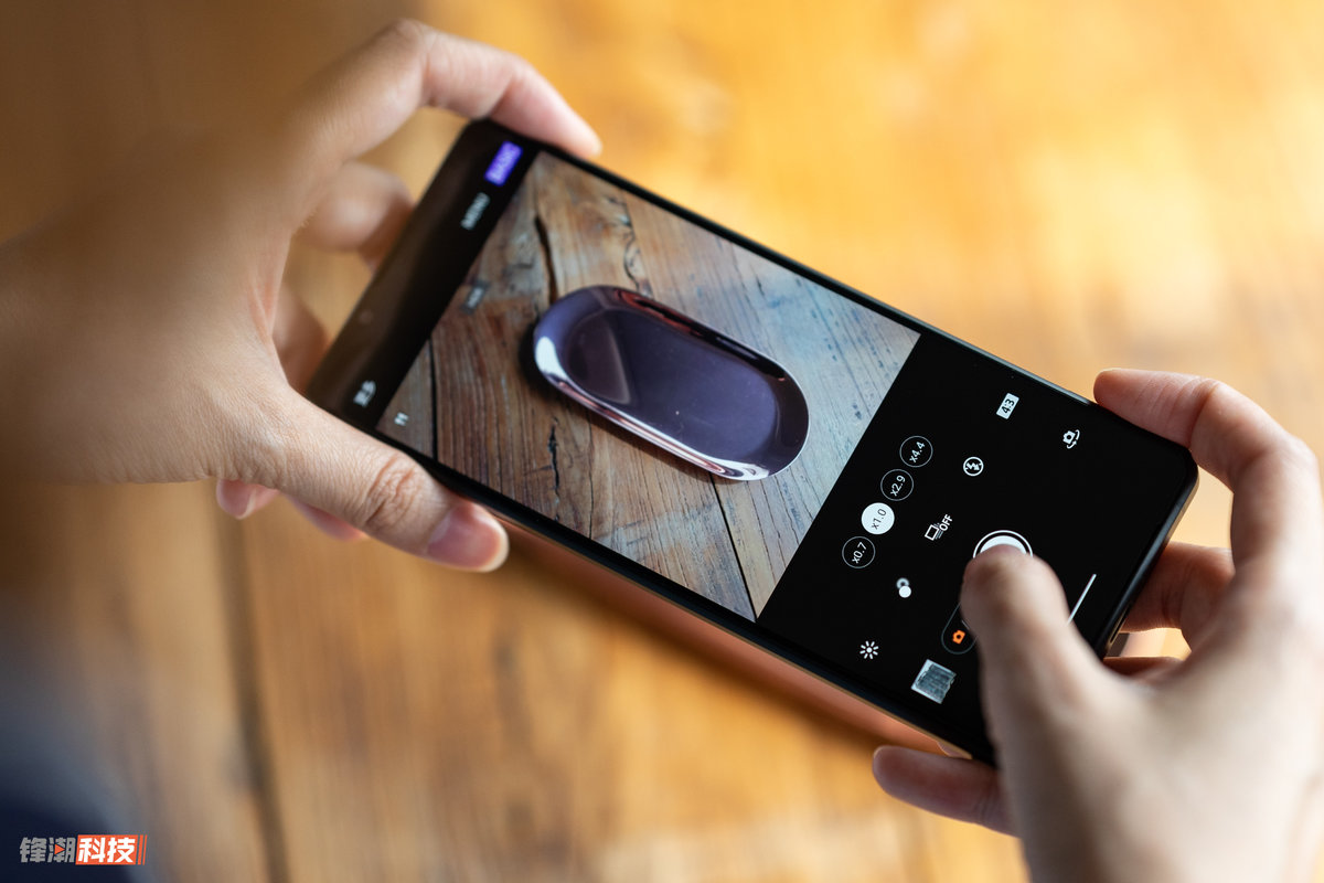 xperia1iii和xperia5iii区别,索尼xperia1iii微单微距