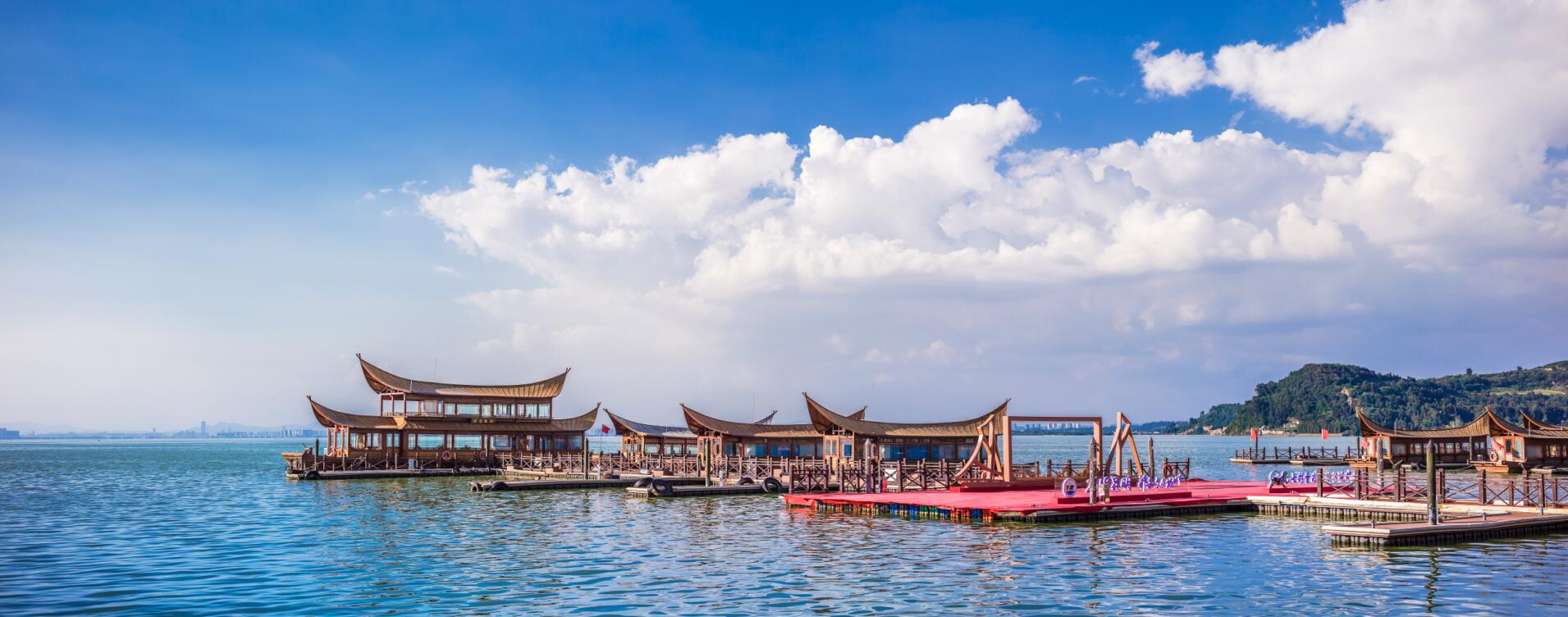 云南有哪些旅游景点分别在哪个市,云南最受欢迎的景点