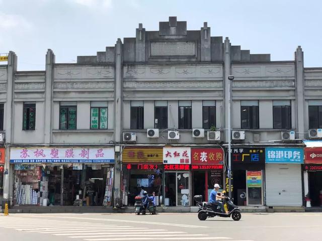 鏂颁腑鍥芥垚绔嬪悗鐨勪釜浣撴埛鎬庝箞鏍蜂簡,涓浗绗竴涓悎娉曚釜浣撴埛