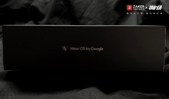 阿玛尼第五代智能手表,阿玛尼手表5a