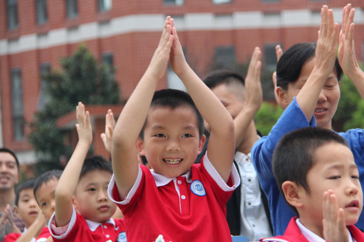 合肥师范附小二小*党**支部书记、校长孙朝莲：怀揣梦想智慧前行