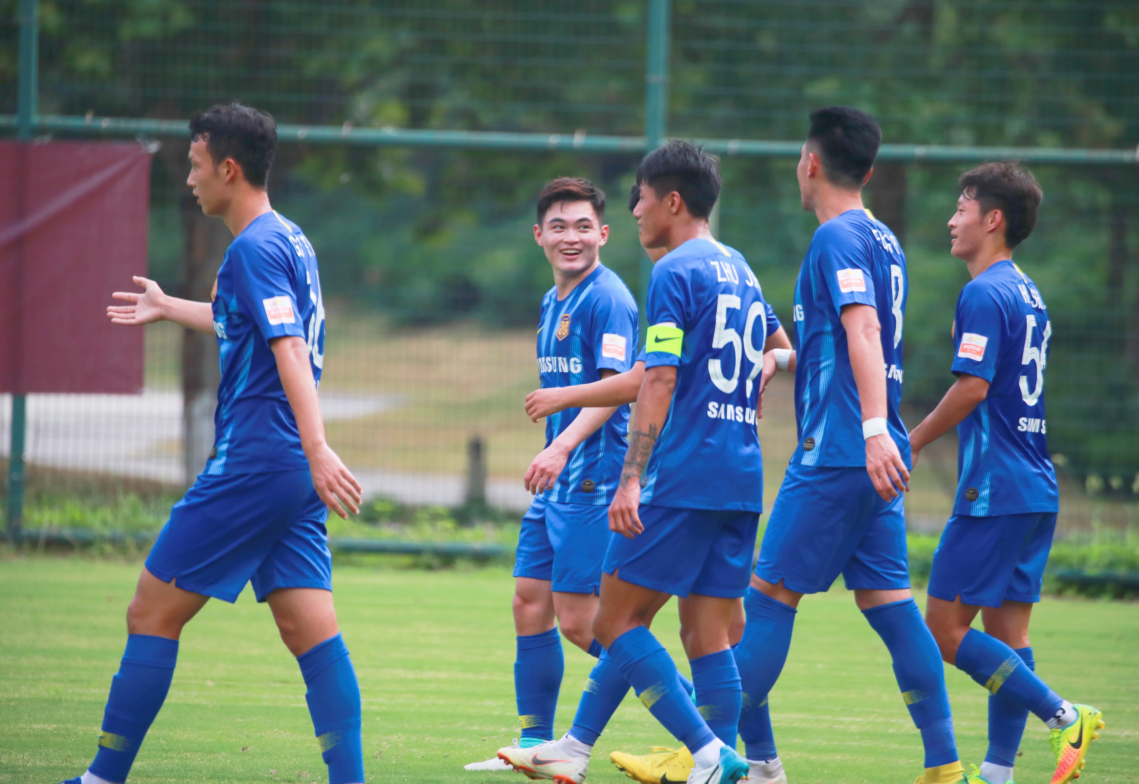 中超黄紫昌江苏苏宁,黄紫昌中超