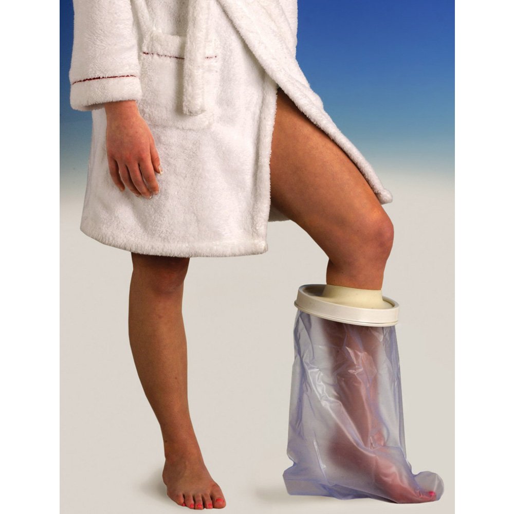 打了石膏要怎么脱衣服,打了石膏想洗澡如何保持石膏干燥